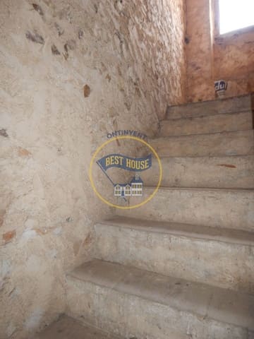 6 soveværelse Byhus til salg i Bocairent - € 45.000 (Ref: 9786814)