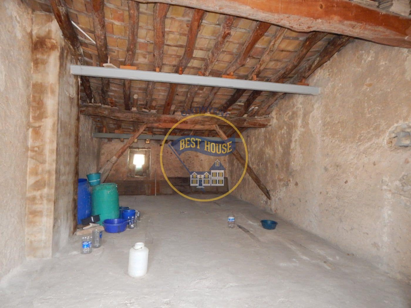 6 soveværelse Byhus til salg i Bocairent - € 45.000 (Ref: 9786814)