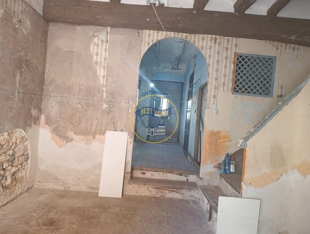 6 soverom Hus til salgs i Bocairent - € 45 000 (Ref: 9786814)