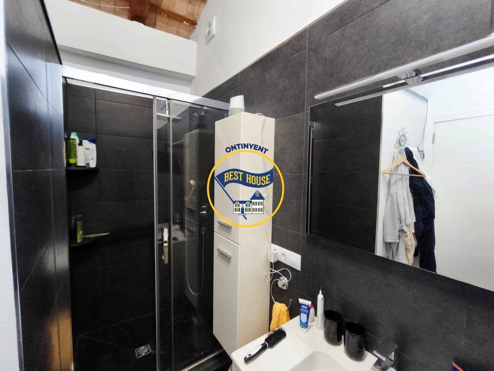 3 bedroom Villa for sale in Ontinyent with pool - € 300,000 (Ref: 9797308)