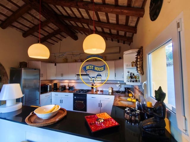 3 Zimmer Villa zu verkaufen in Ontinyent mit Pool - 300.000 € (Ref: 9797308)