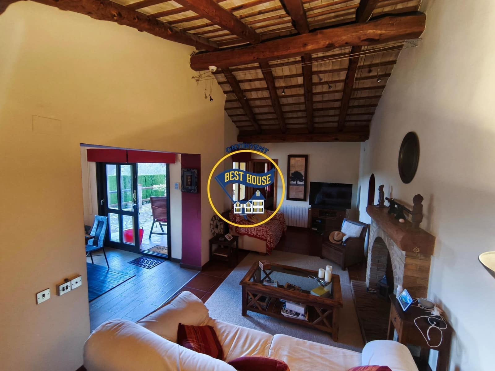 3 bedroom Villa for sale in Ontinyent with pool - € 300,000 (Ref: 9797308)