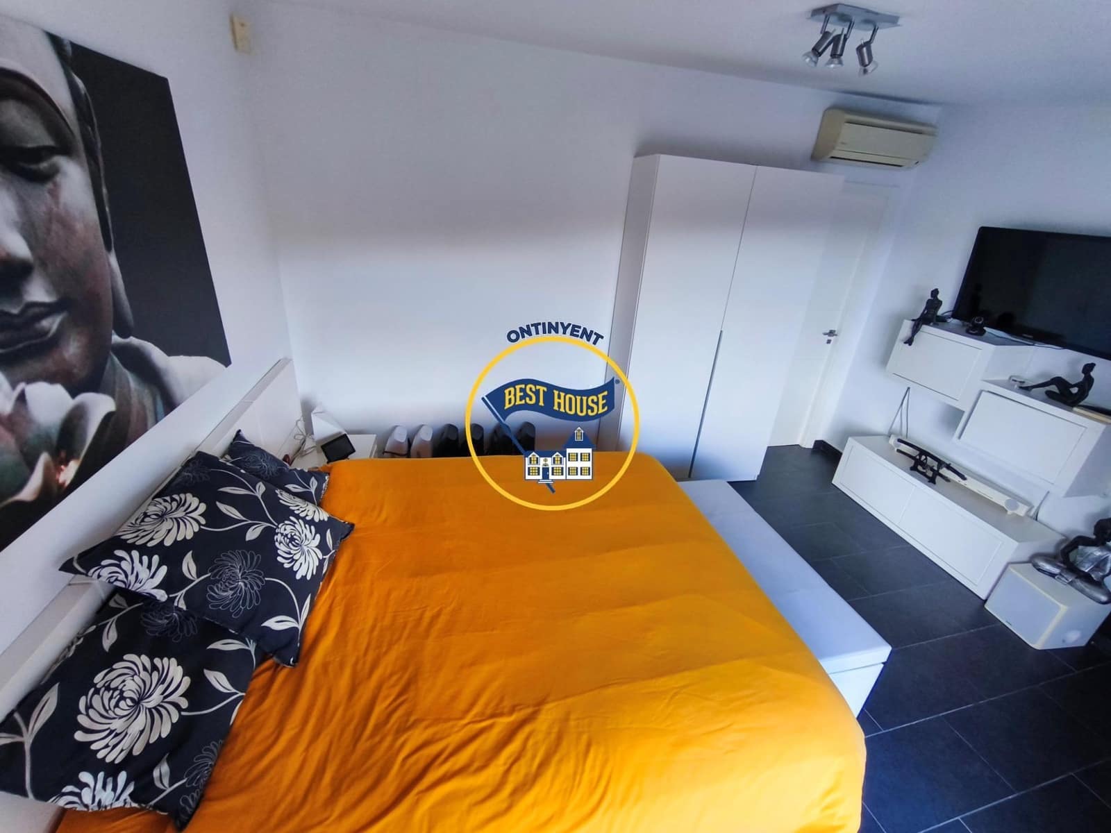 3 bedroom Villa for sale in Ontinyent with pool - € 300,000 (Ref: 9797308)