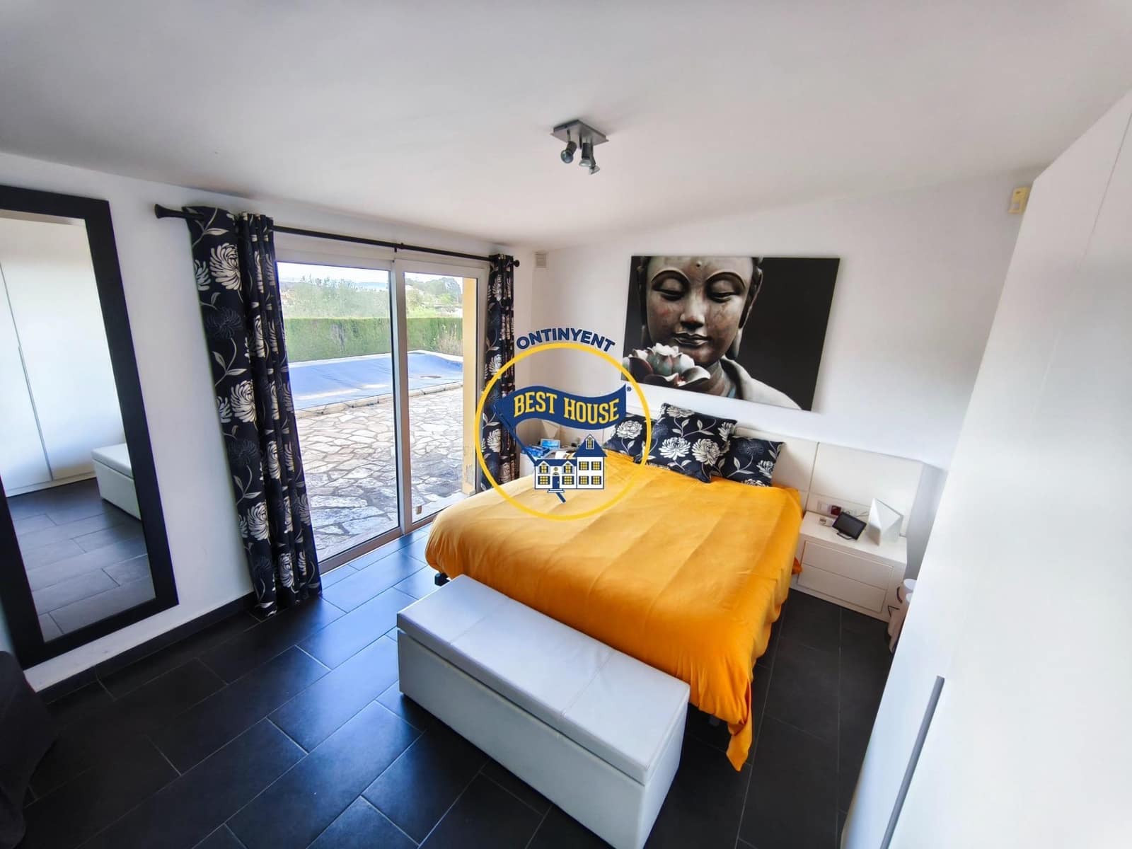 3 bedroom Villa for sale in Ontinyent with pool - € 300,000 (Ref: 9797308)