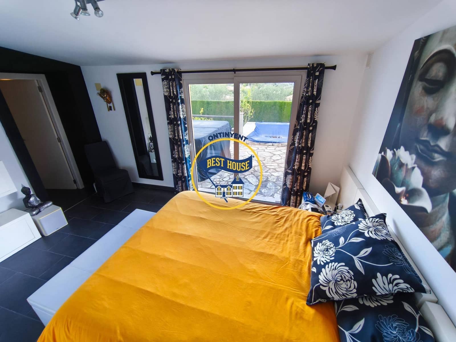 3 bedroom Villa for sale in Ontinyent with pool - € 300,000 (Ref: 9797308)