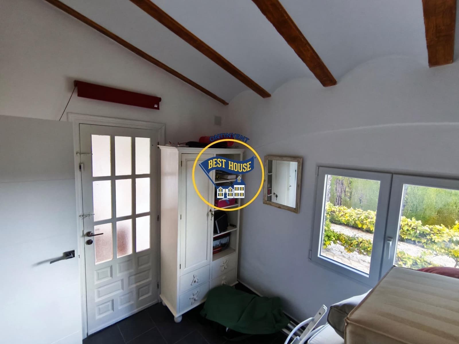 3 bedroom Villa for sale in Ontinyent with pool - € 300,000 (Ref: 9797308)