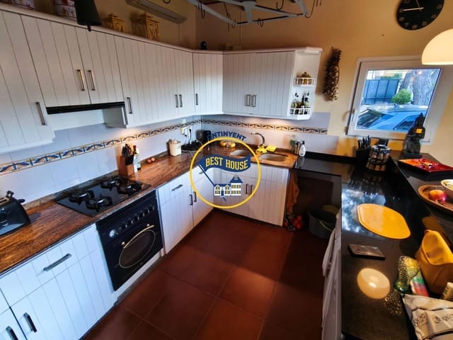 3 Zimmer Villa zu verkaufen in Ontinyent mit Pool - 300.000 € (Ref: 9797308)