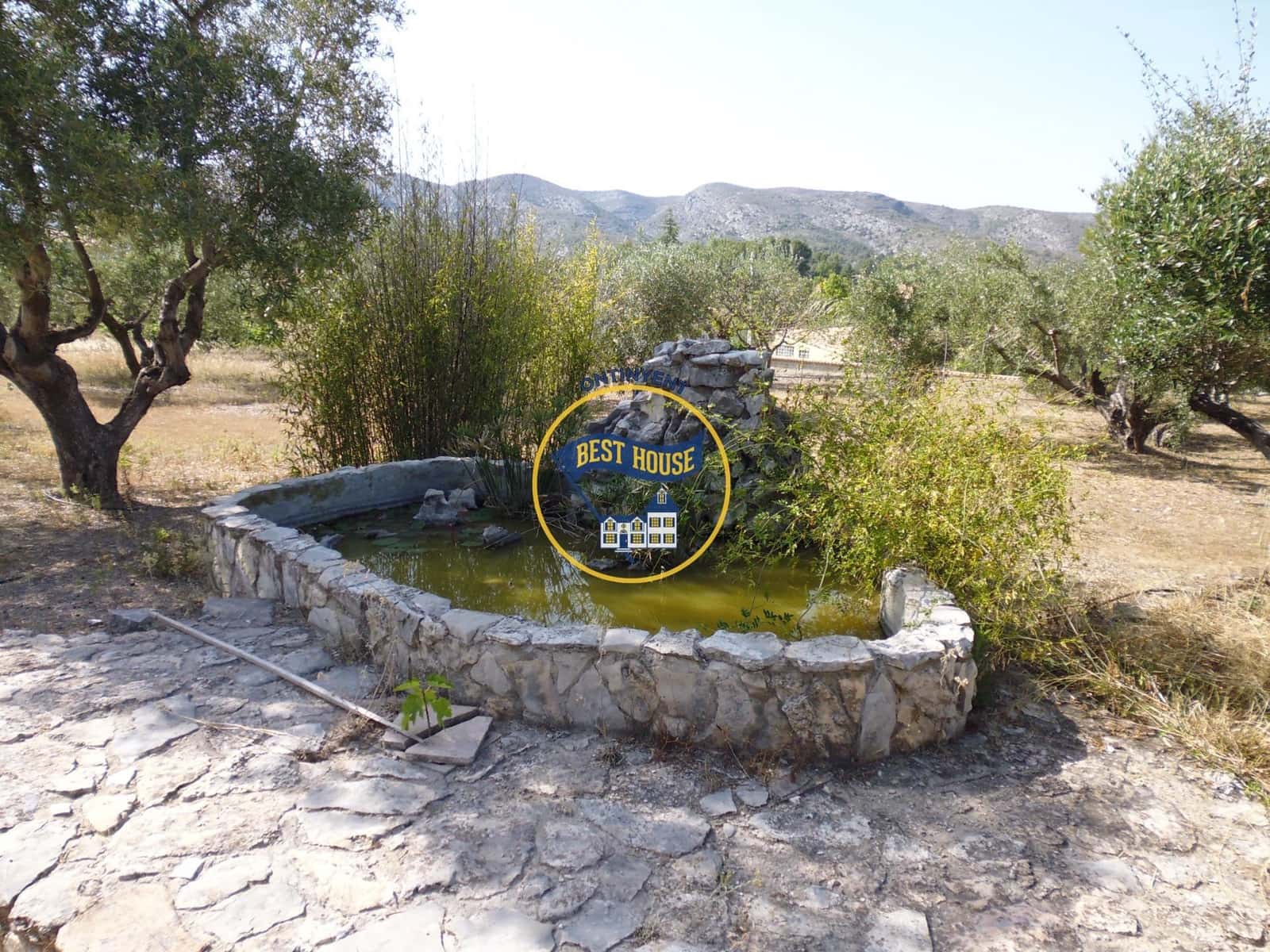 3 bedroom Villa for sale in Ontinyent with pool - € 300,000 (Ref: 9797308)