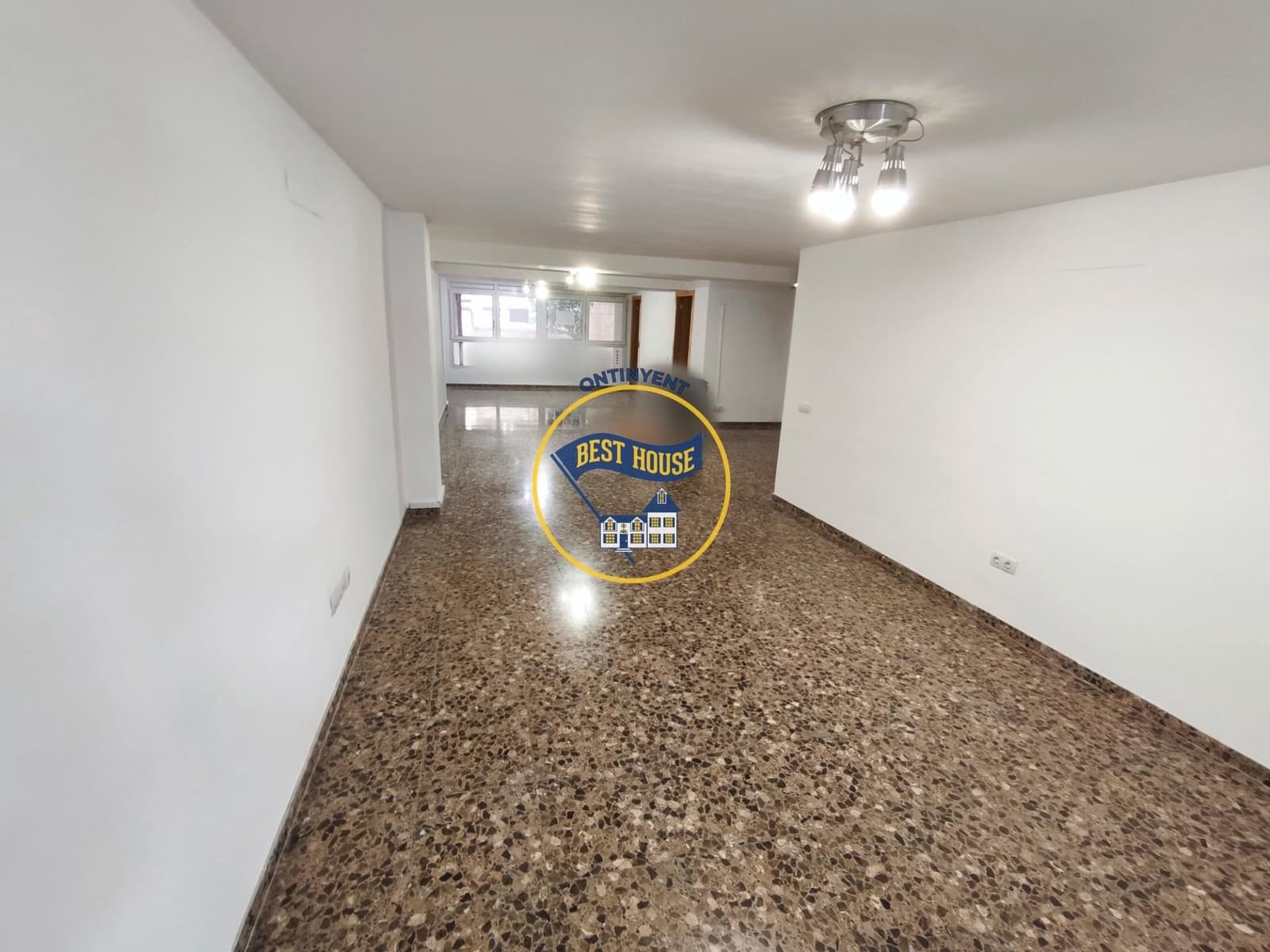 Local Commercial à vendre à Ontinyent - 60 000 € (Ref: 9797309)