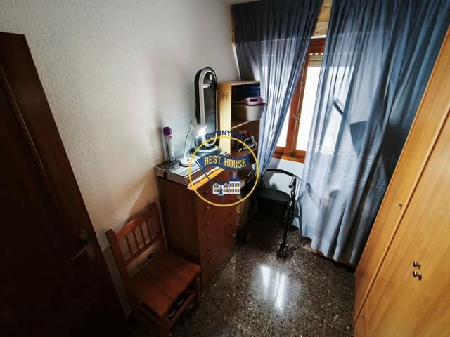 3 bedroom Flat for sale in Ontinyent - € 144,000 (Ref: 9799454)