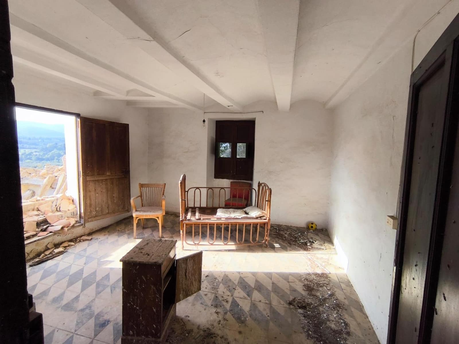 5 soveværelse Finca/Landehus til salg i Ontinyent - € 195.000 (Ref: 9806637)