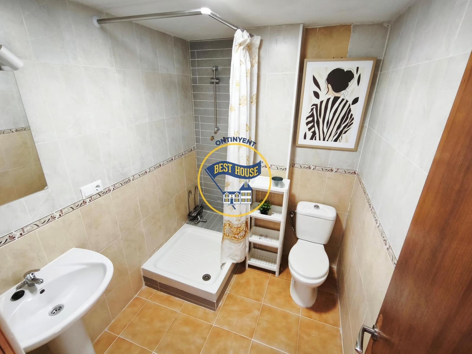 3 soverom Hus til salgs i Ontinyent - € 89 000 (Ref: 9851944)