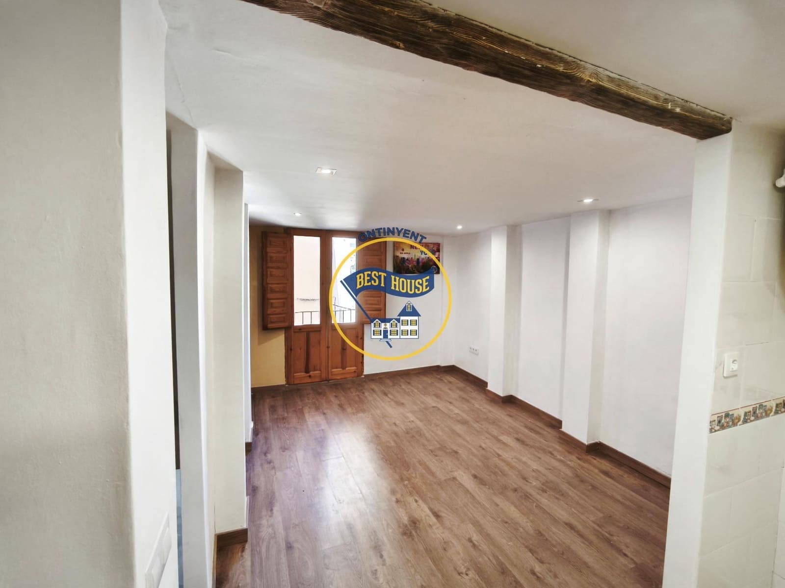 3 soverom Hus til salgs i Ontinyent - € 89 000 (Ref: 9851944)