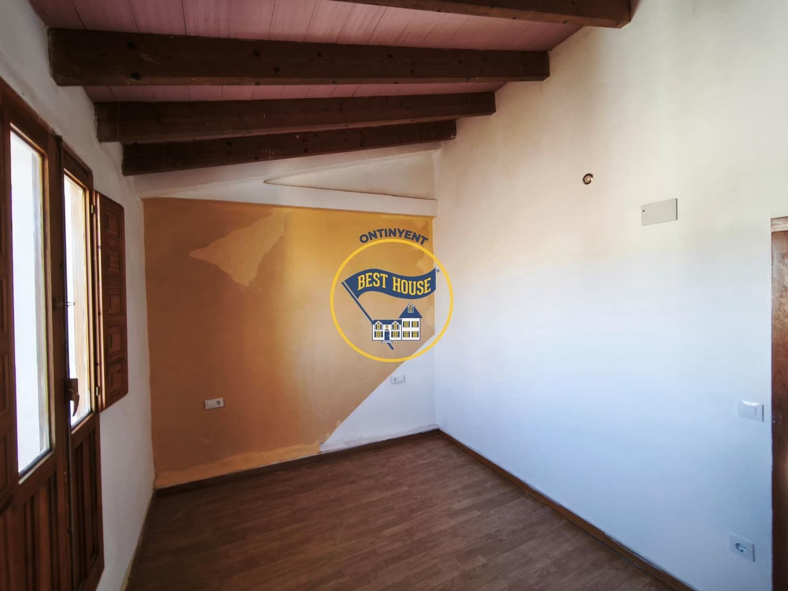3 soverom Hus til salgs i Ontinyent - € 89 000 (Ref: 9851944)