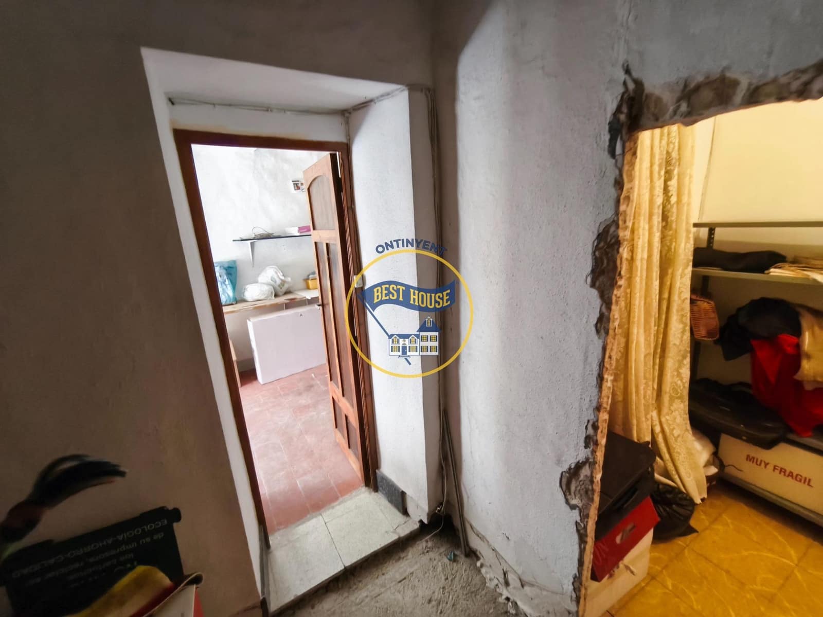 4 bedroom Townhouse for sale in Muro de Alcoy - € 52,000 (Ref: 9860274)
