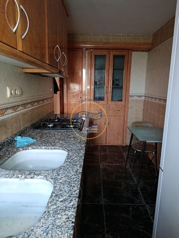 4 slaapkamer Flat te koop in Ontinyent - € 100.000 (Ref: 9862034)