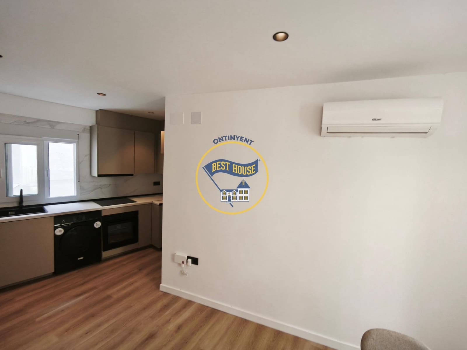 2 sovrum Lägenhet till salu i Ontinyent - 100 000 € (Ref: 9894071)