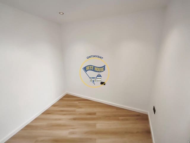 2 quarto Apartamento para venda em Ontinyent - 100 000 € (Ref: 9894071)