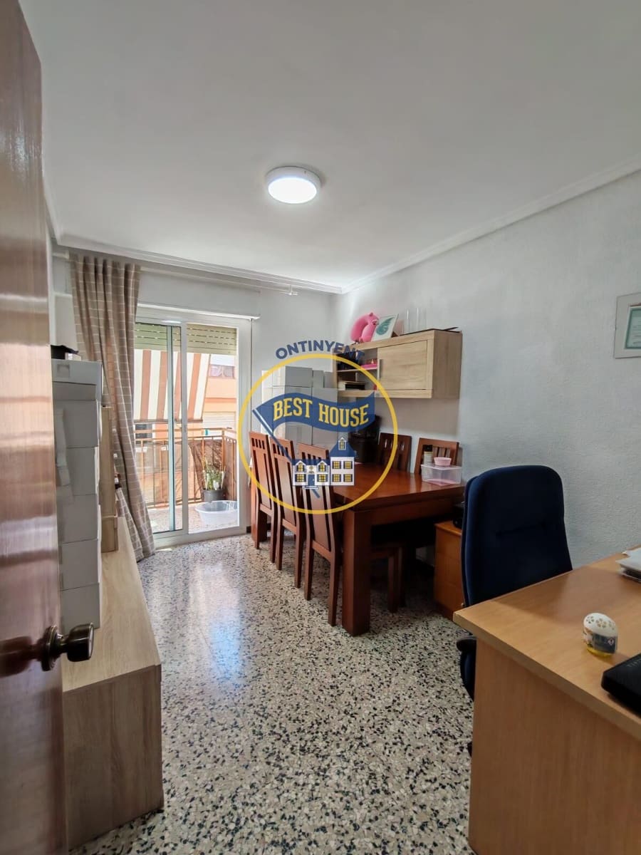 3 soveværelse Lejlighed til salg i Ontinyent - € 110.000 (Ref: 9899024)