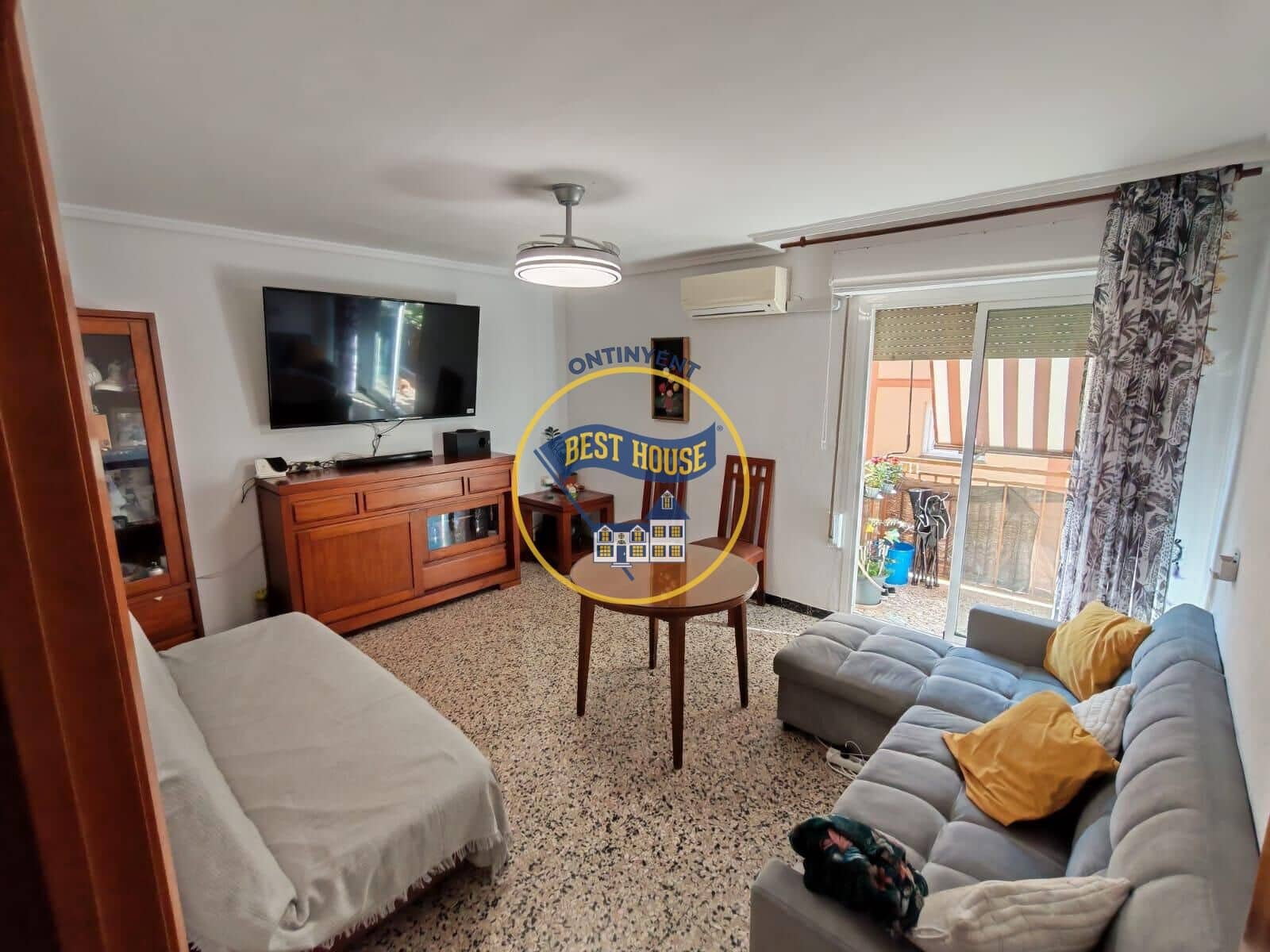 3 soveværelse Lejlighed til salg i Ontinyent - € 110.000 (Ref: 9899024)