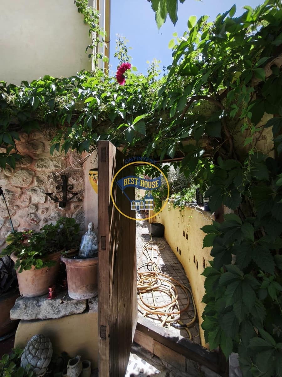 4 slaapkamer Villa te koop in Alcoy / Alcoi - € 198.000 (Ref: 9913338)