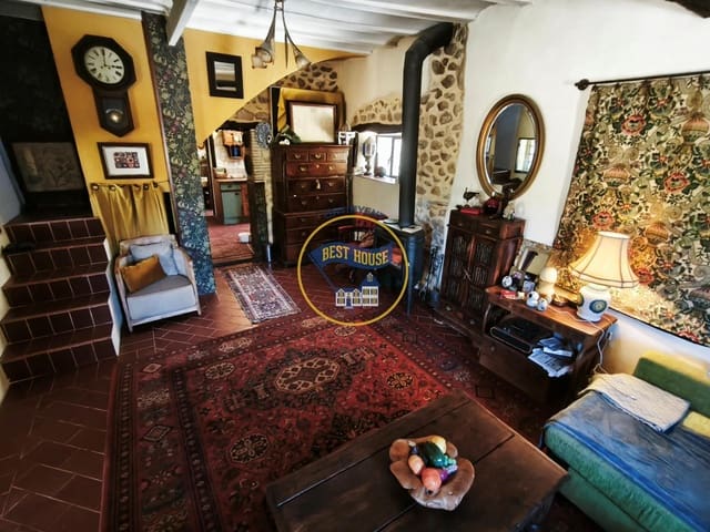 4 slaapkamer Villa te koop in Alcoy / Alcoi - € 198.000 (Ref: 9913338)