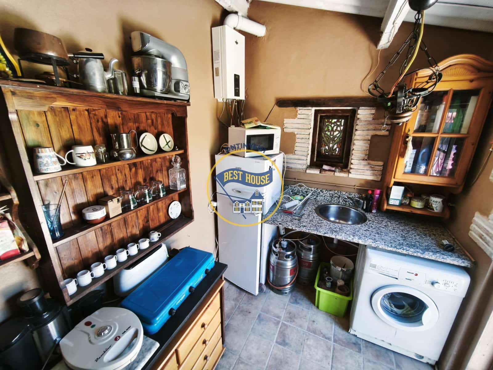 4 slaapkamer Villa te koop in Alcoy / Alcoi - € 198.000 (Ref: 9913338)