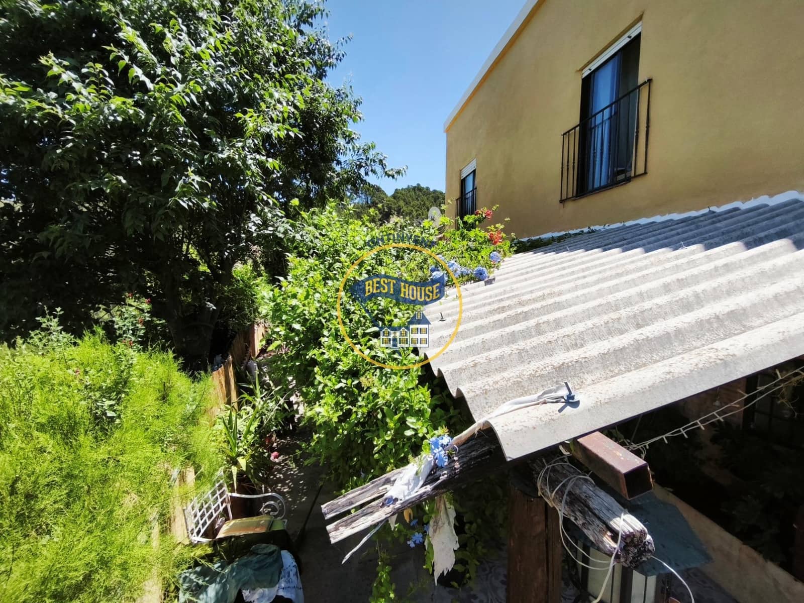 4 slaapkamer Villa te koop in Alcoy / Alcoi - € 198.000 (Ref: 9913338)