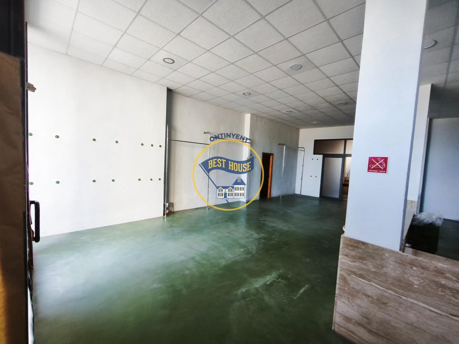 Kommersiell til salgs i Ontinyent - € 260 000 (Ref: 9924739)