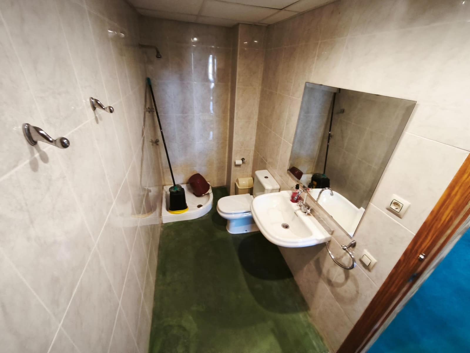 Kommersiell til salgs i Ontinyent - € 260 000 (Ref: 9924739)