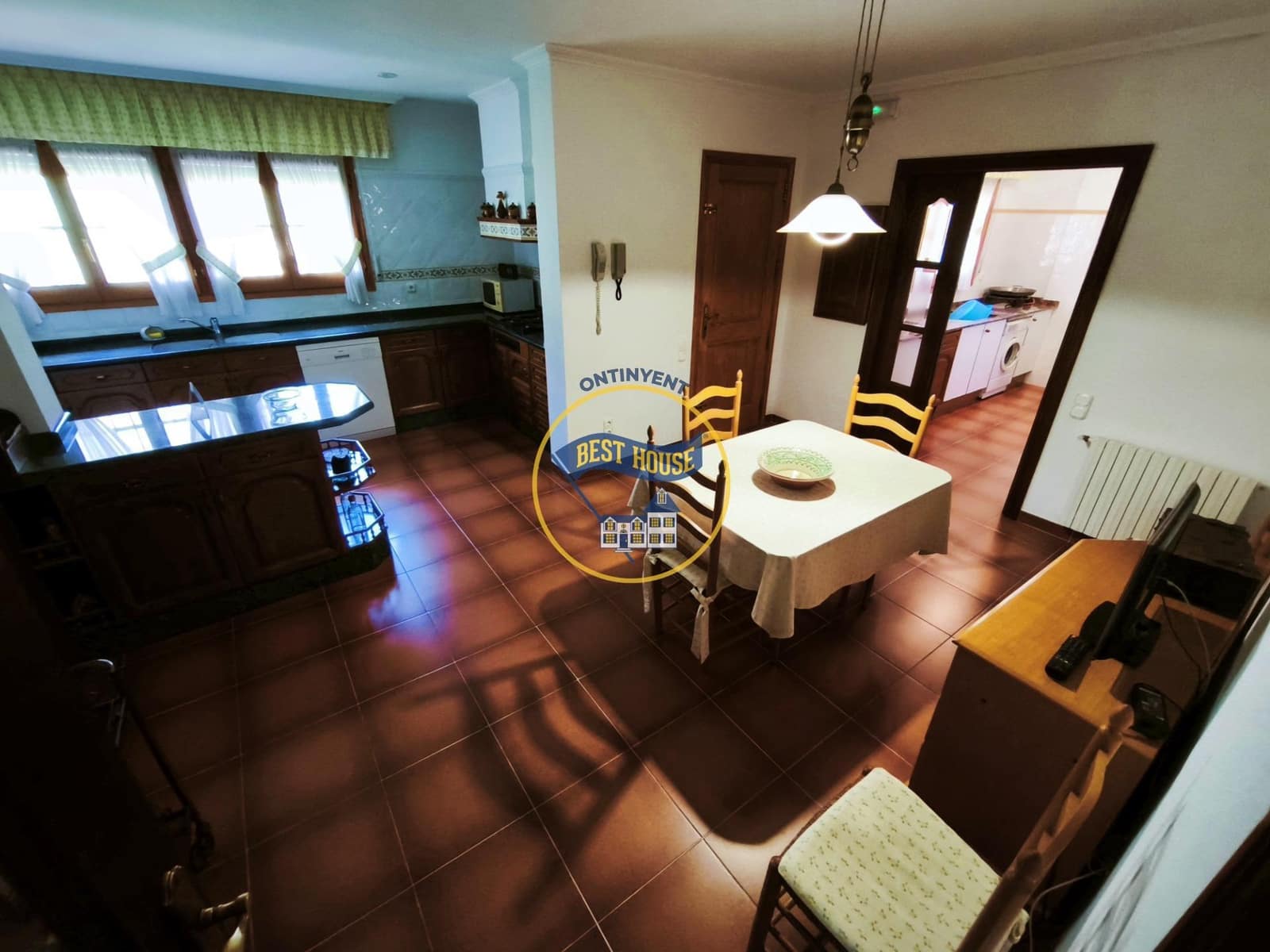 4 Zimmer Villa zu verkaufen in Ontinyent mit Pool - 570.000 € (Ref: 9938363)
