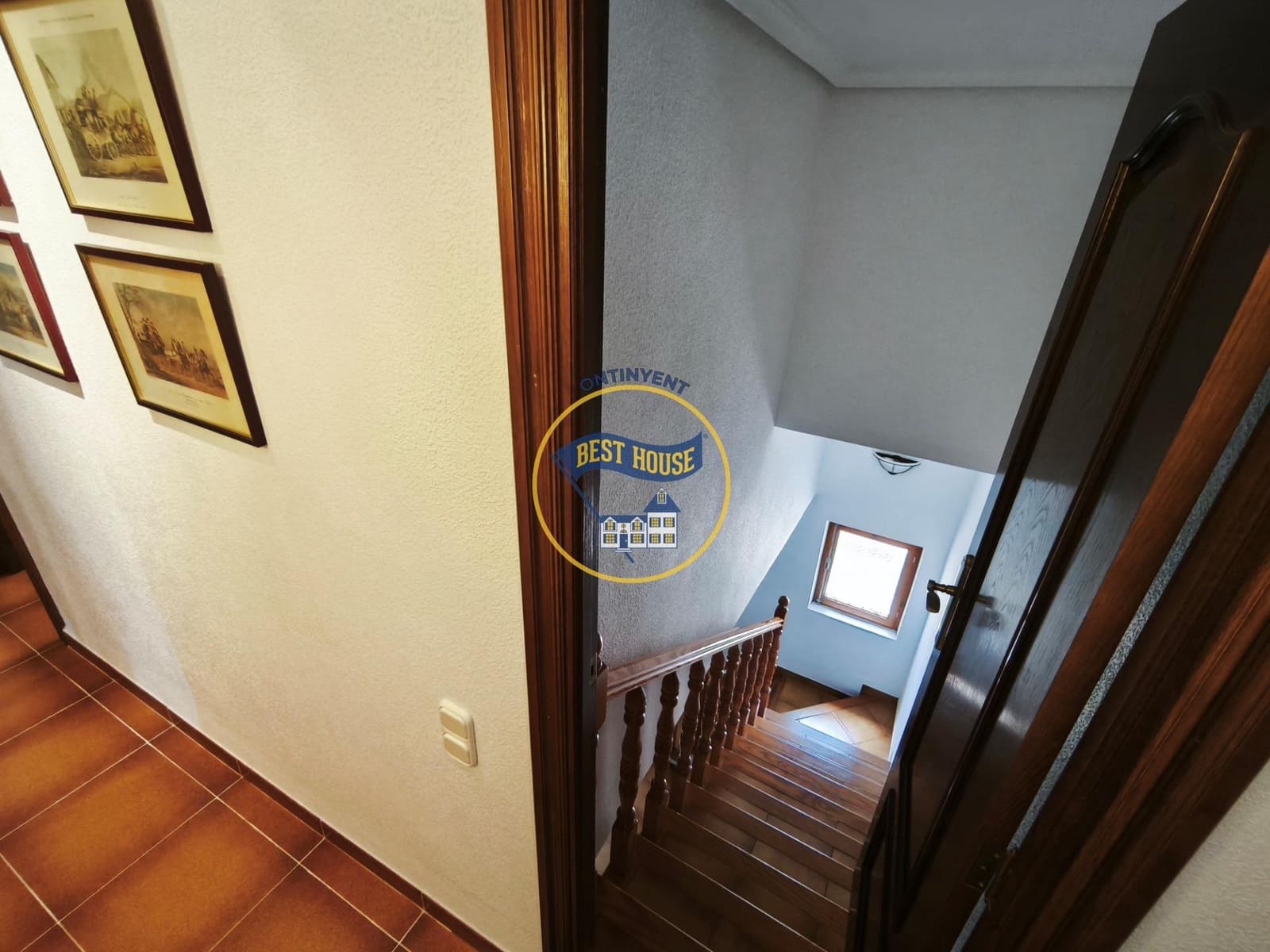 4 Zimmer Villa zu verkaufen in Ontinyent mit Pool - 570.000 € (Ref: 9938363)