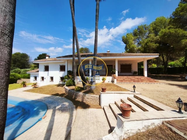 4 Zimmer Villa zu verkaufen in Ontinyent mit Pool - 570.000 € (Ref: 9938363)