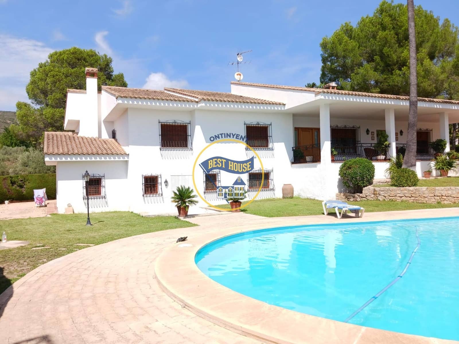 4 Zimmer Villa zu verkaufen in Ontinyent mit Pool - 570.000 € (Ref: 9938363)