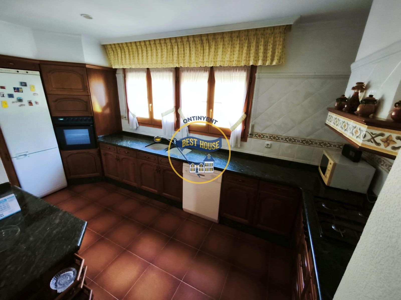 4 Zimmer Villa zu verkaufen in Ontinyent mit Pool - 570.000 € (Ref: 9938363)