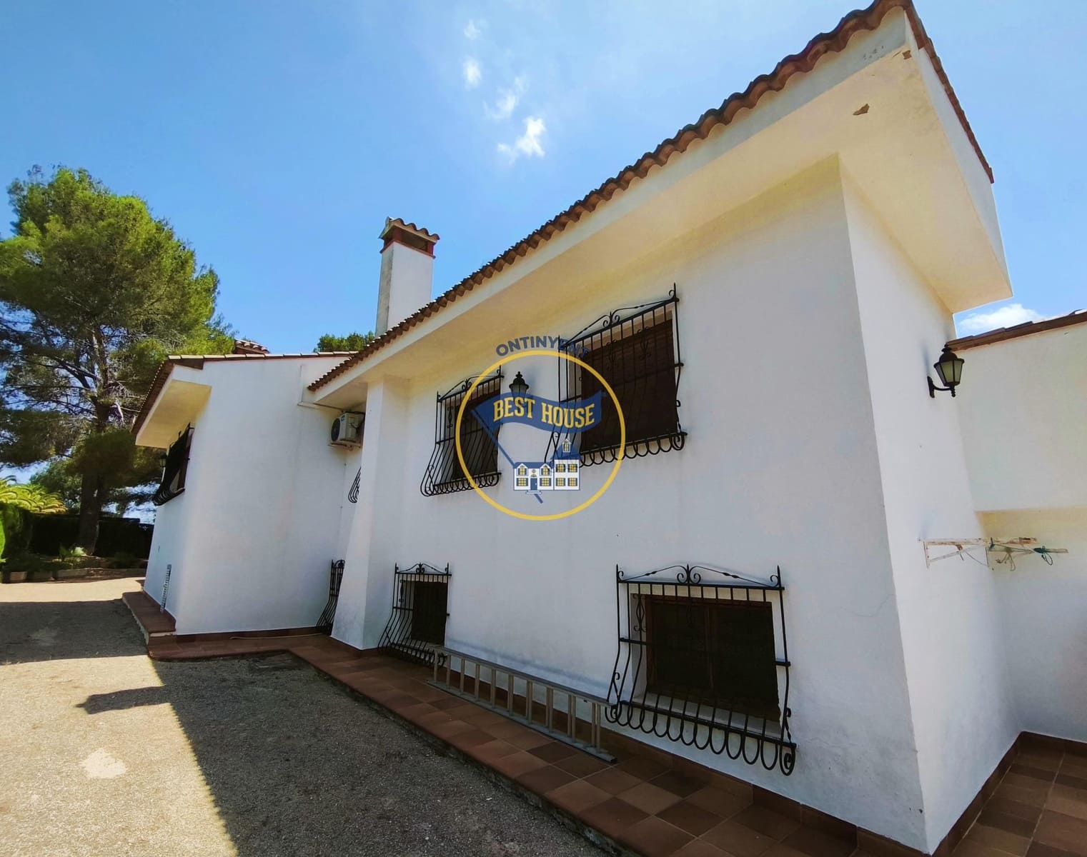 4 Zimmer Villa zu verkaufen in Ontinyent mit Pool - 570.000 € (Ref: 9938363)
