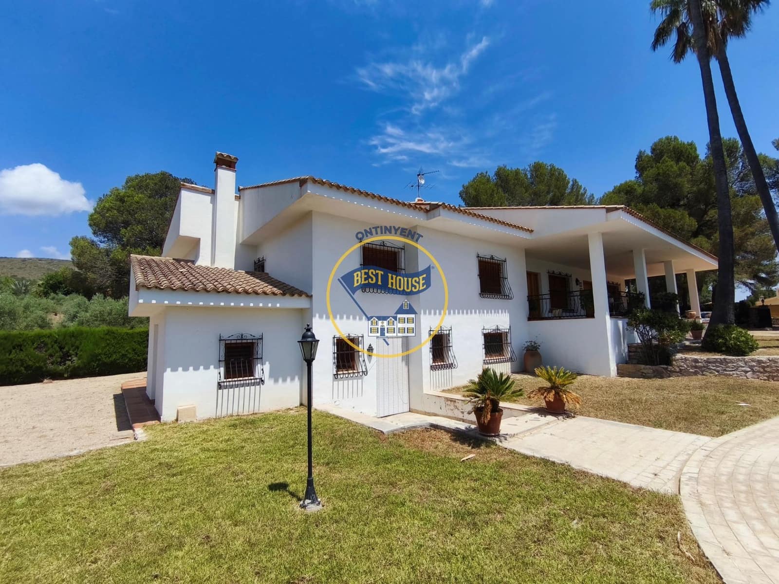 4 Zimmer Villa zu verkaufen in Ontinyent mit Pool - 570.000 € (Ref: 9938363)