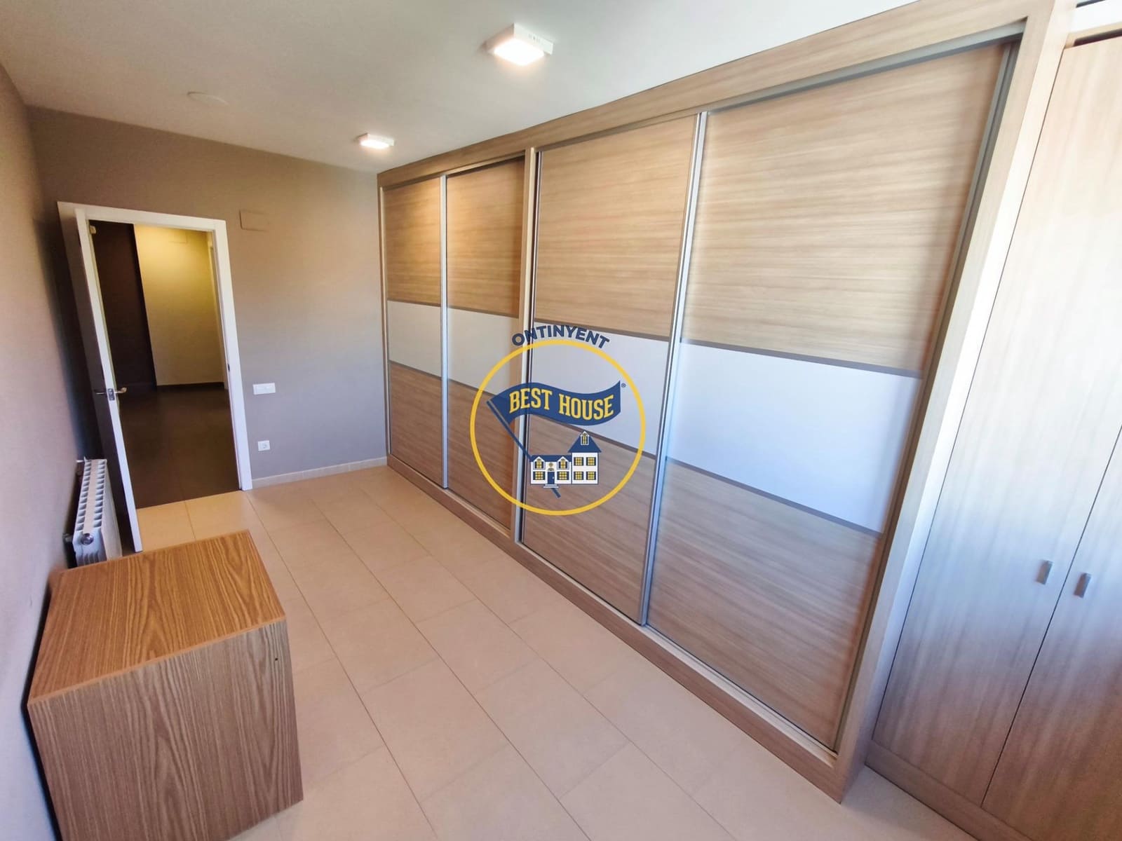 3 bedroom Flat for sale in Agullent with garage - € 160,000 (Ref: 9965456)
