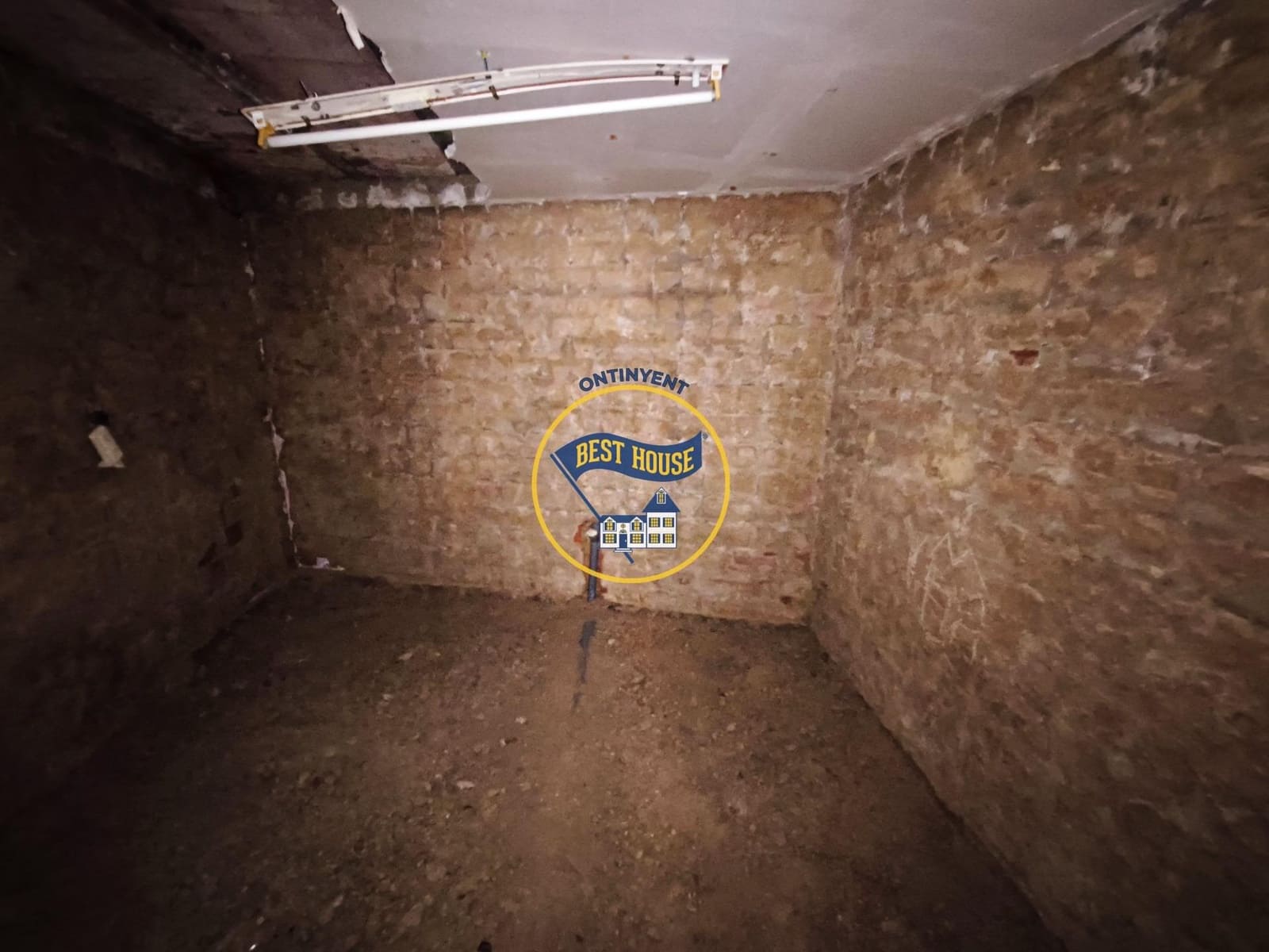 5 quarto Casa em Banda para venda em Albaida - 75 000 € (Ref: 9966782)
