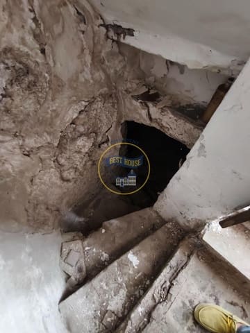 7 camera da letto Casa in vendita in Albaida - 50.000 € (Rif: 9966783)