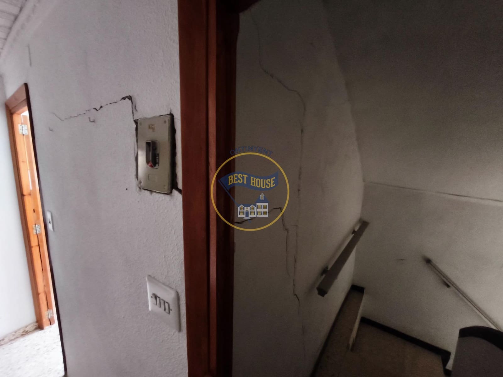 7 quarto Casa em Banda para venda em Albaida - 50 000 € (Ref: 9966783)
