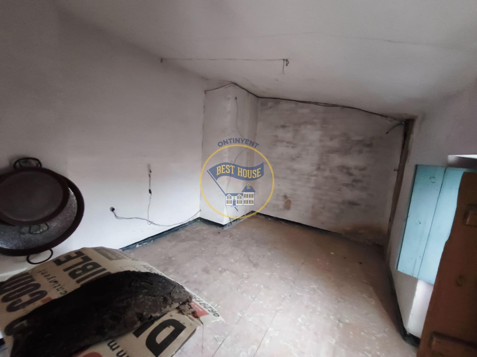 7 quarto Casa em Banda para venda em Albaida - 50 000 € (Ref: 9966783)