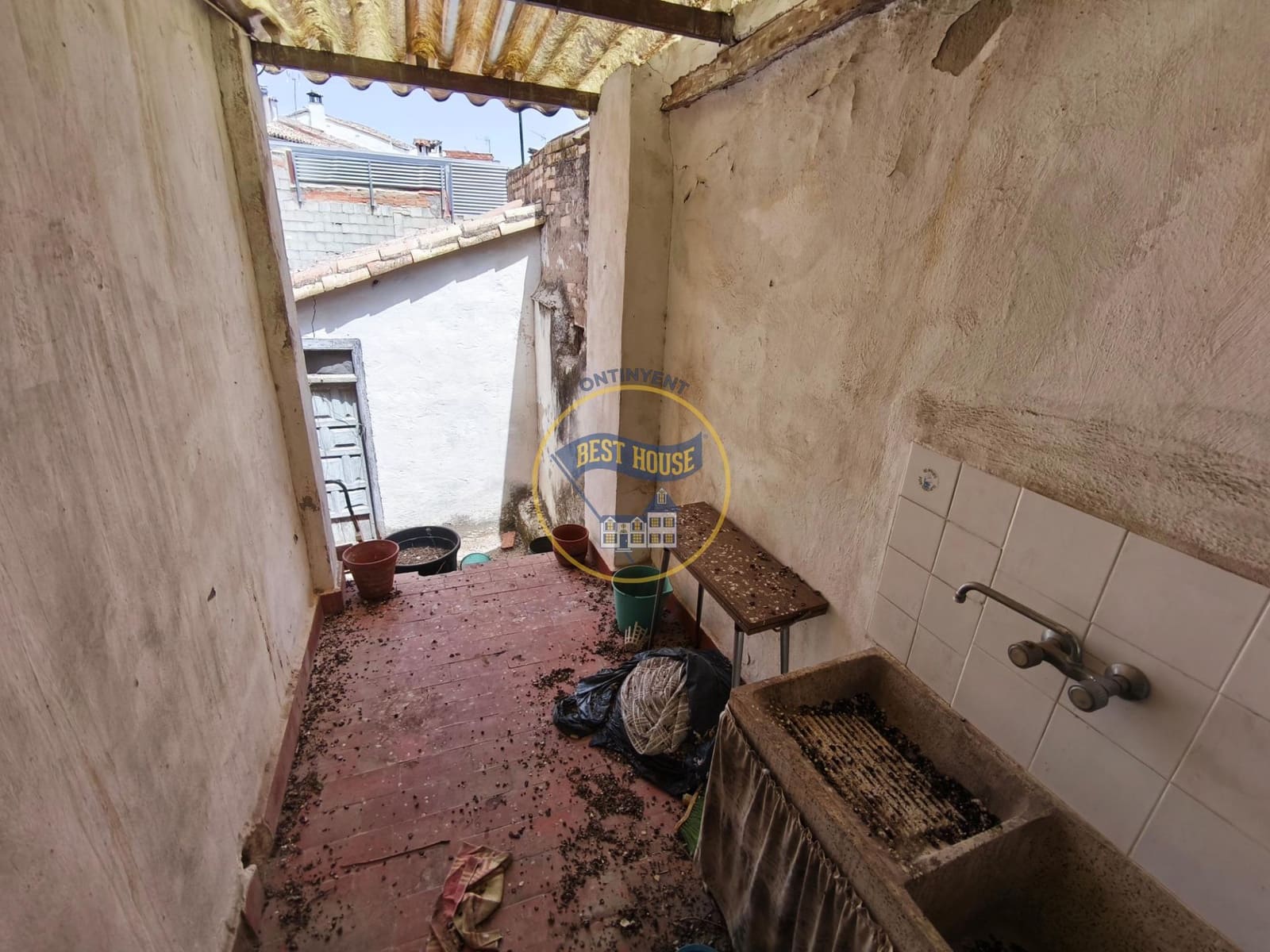 7 quarto Casa em Banda para venda em Albaida - 50 000 € (Ref: 9966783)