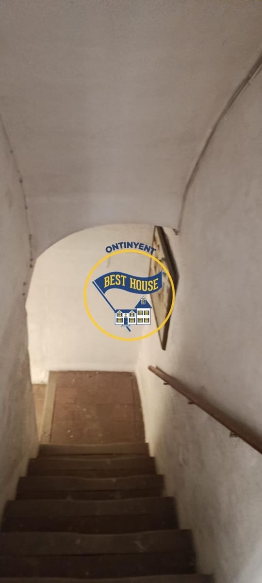 Townhouse for sale in Ontinyent - € 67,000 (Ref: 9966784)