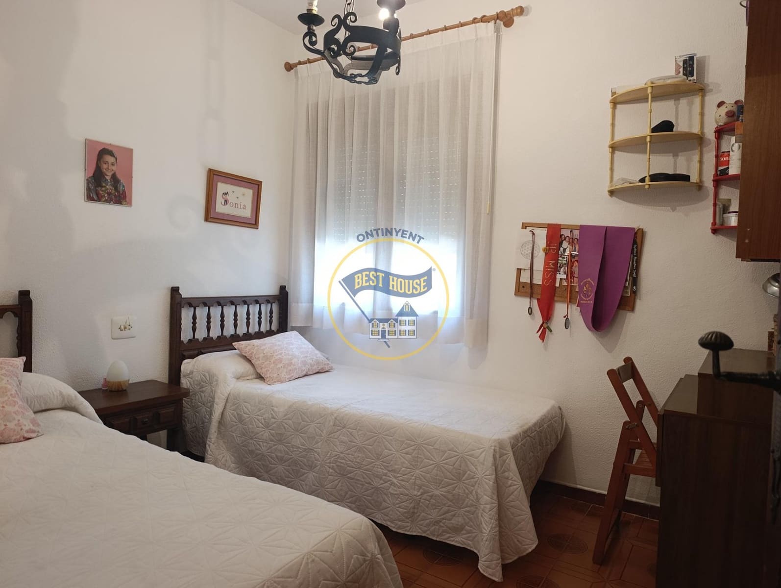 4 soveværelse Villa til salg i Ontinyent med swimmingpool garage - € 400.000 (Ref: 9975591)