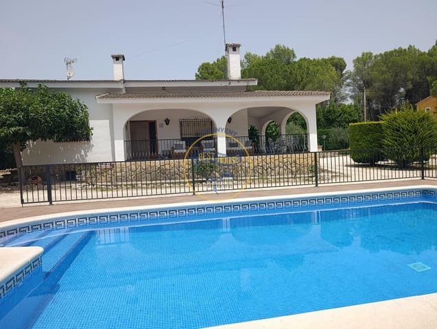 4 soveværelse Villa til salg i Ontinyent med swimmingpool garage - € 400.000 (Ref: 9975591)