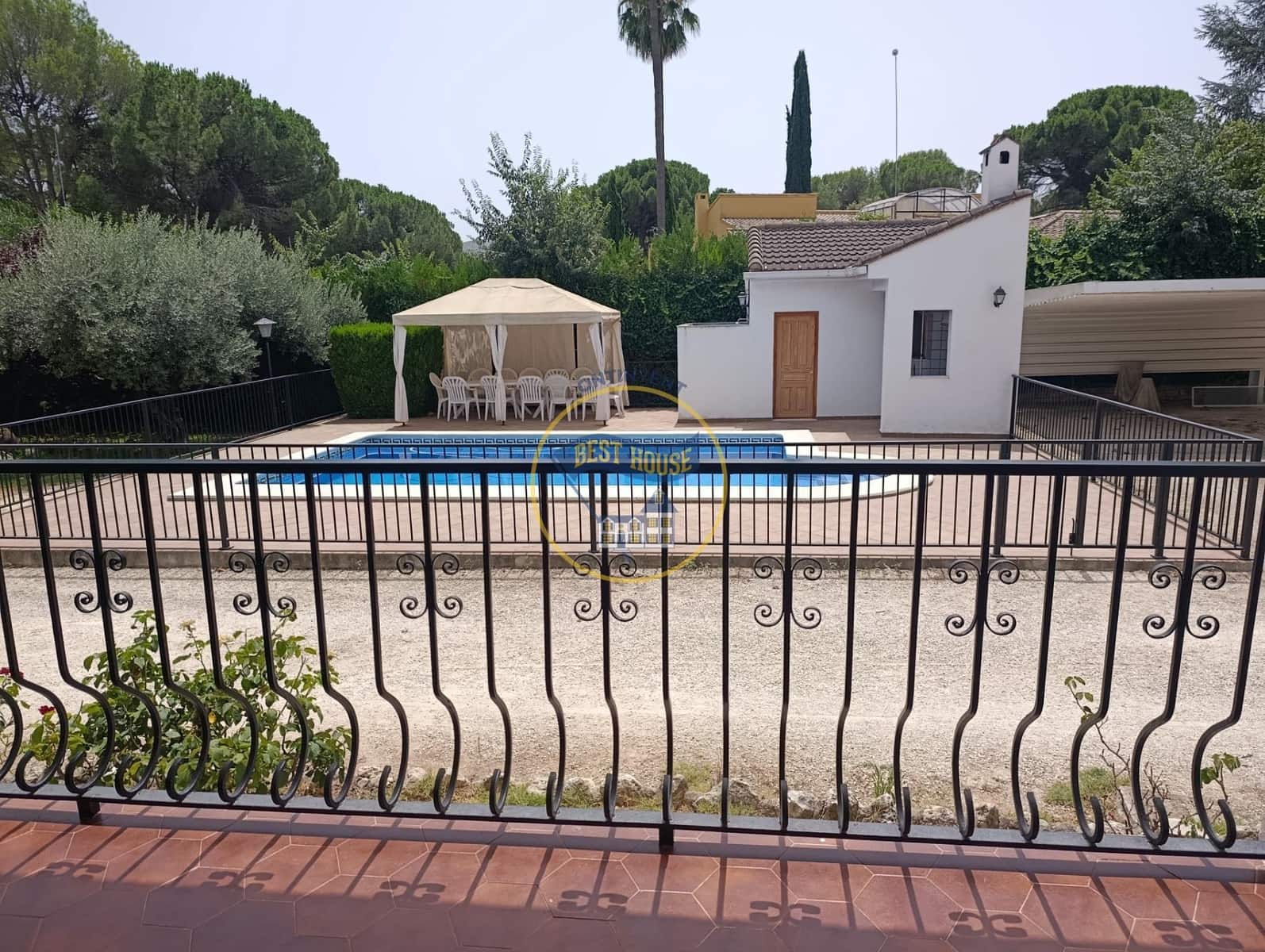 4 soveværelse Villa til salg i Ontinyent med swimmingpool garage - € 400.000 (Ref: 9975591)