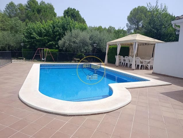 4 soveværelse Villa til salg i Ontinyent med swimmingpool garage - € 400.000 (Ref: 9975591)