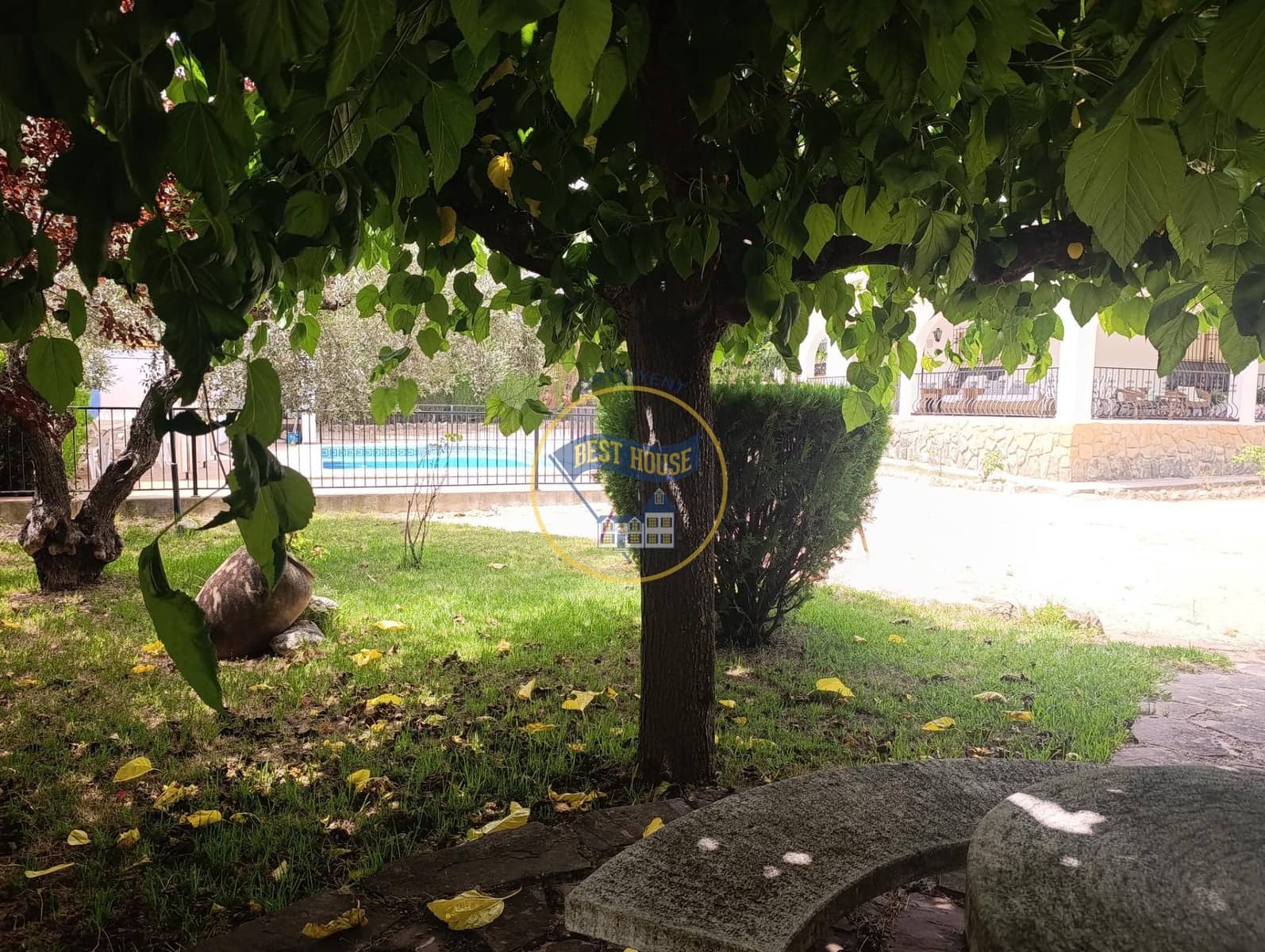 4 soveværelse Villa til salg i Ontinyent med swimmingpool garage - € 400.000 (Ref: 9975591)