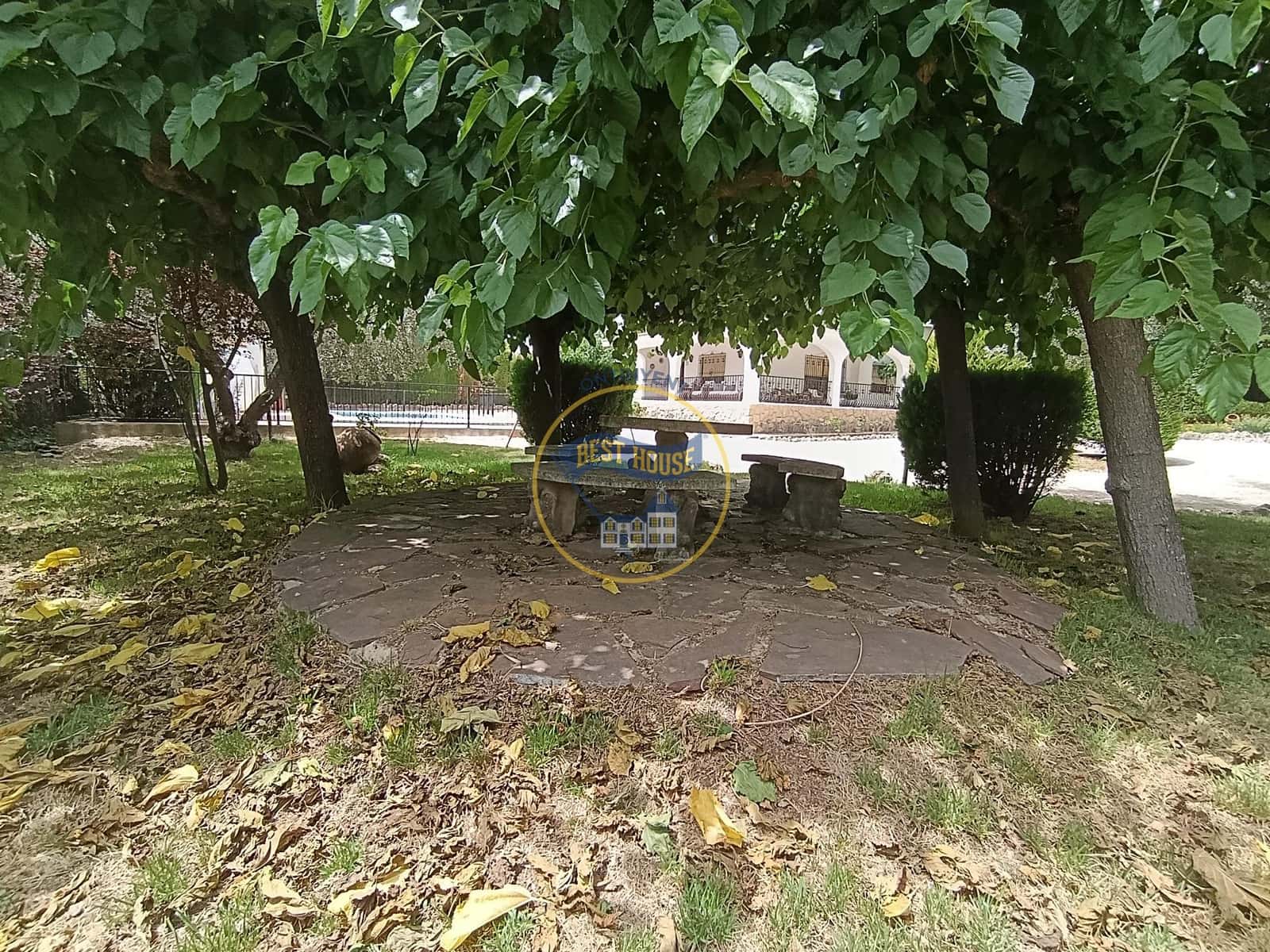4 soveværelse Villa til salg i Ontinyent med swimmingpool garage - € 400.000 (Ref: 9975591)